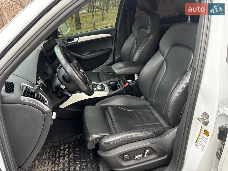 Внедорожник / Кроссовер Audi Q5 2013 в Запорожье