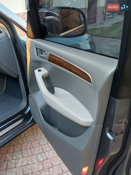 Позашляховик / Кросовер Audi Q5 2011 в Івано-Франківську