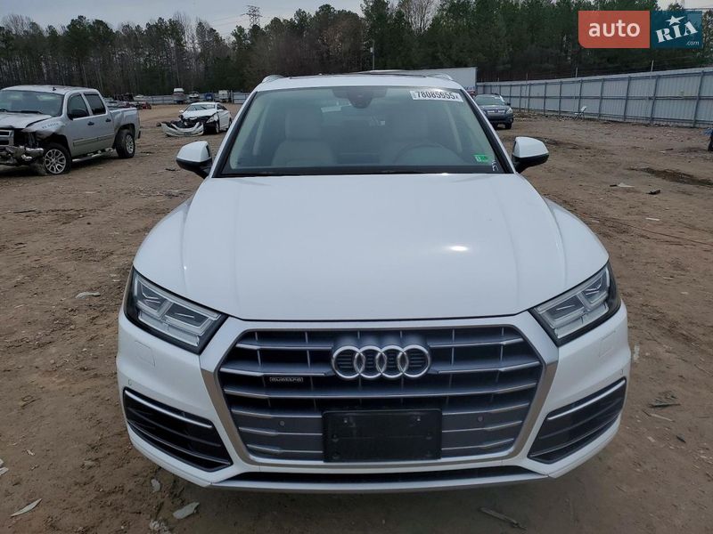 Внедорожник / Кроссовер Audi Q5 2018 в Ровно