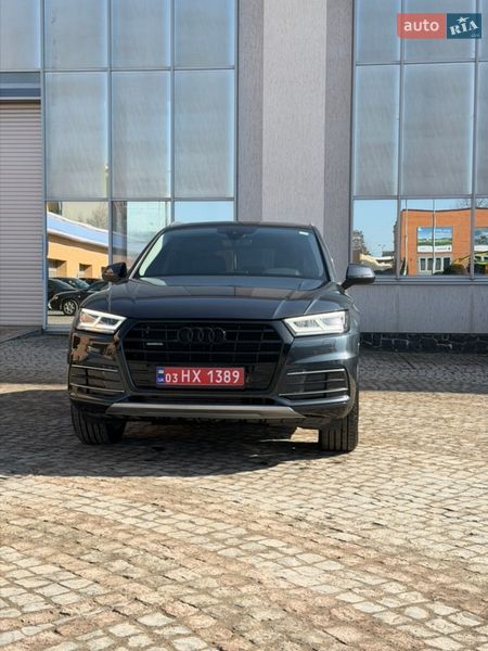 Внедорожник / Кроссовер Audi Q5 2018 в Луцке