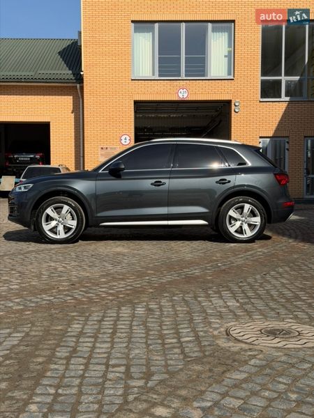 Внедорожник / Кроссовер Audi Q5 2018 в Луцке