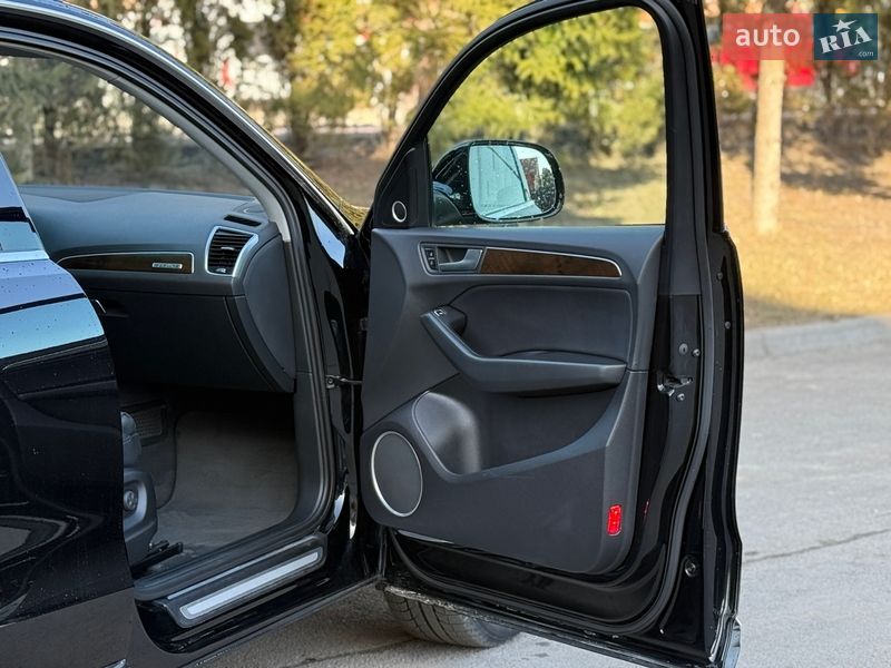 Внедорожник / Кроссовер Audi Q5 2014 в Тернополе