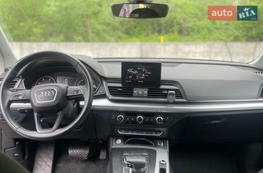 Внедорожник / Кроссовер Audi Q5 2020 в Киеве
