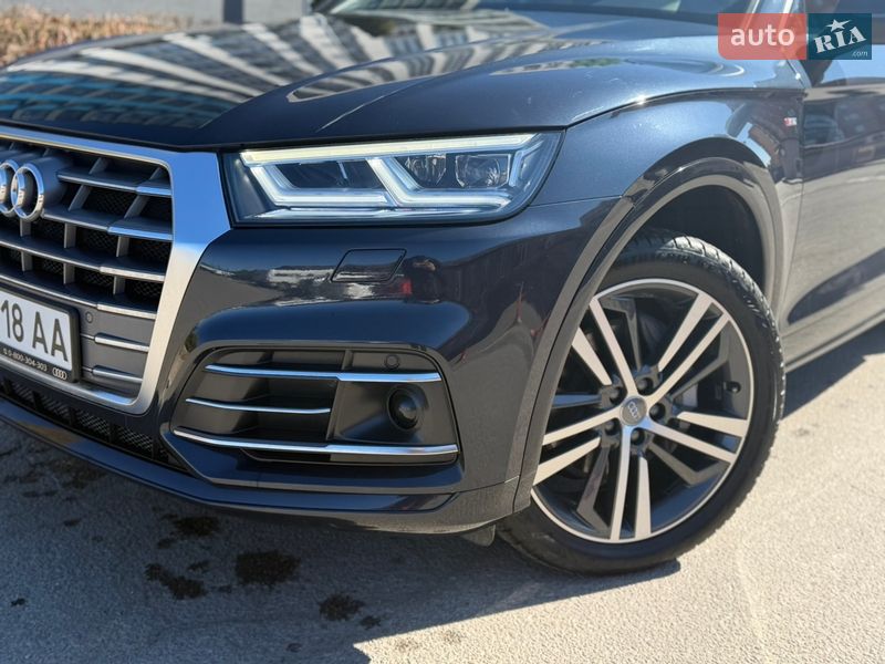 Внедорожник / Кроссовер Audi Q5 2020 в Днепре