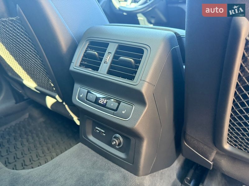 Внедорожник / Кроссовер Audi Q5 2020 в Днепре