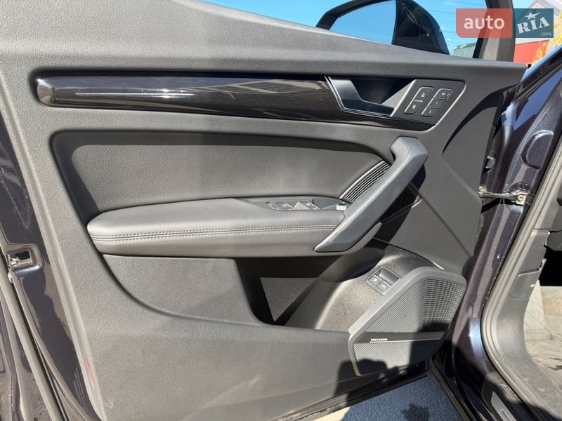 Внедорожник / Кроссовер Audi Q5 2020 в Днепре