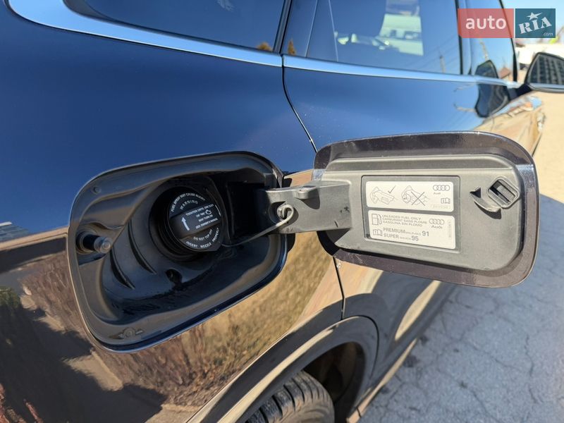 Внедорожник / Кроссовер Audi Q5 2020 в Днепре