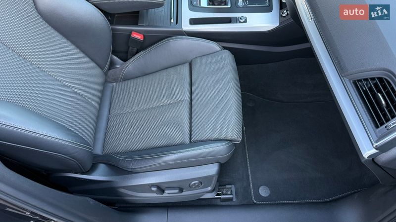 Внедорожник / Кроссовер Audi Q5 2019 в Киеве