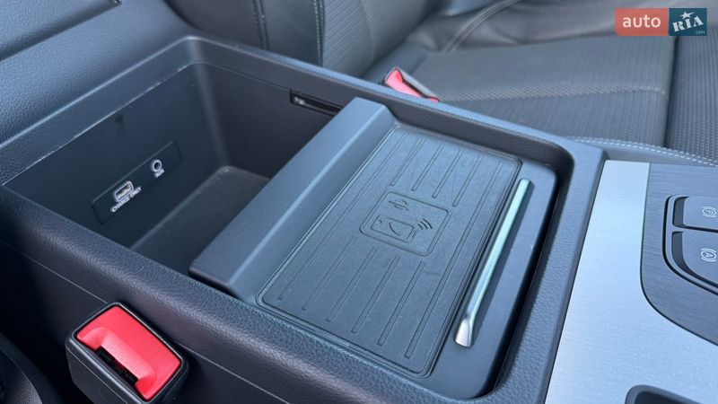 Внедорожник / Кроссовер Audi Q5 2019 в Киеве