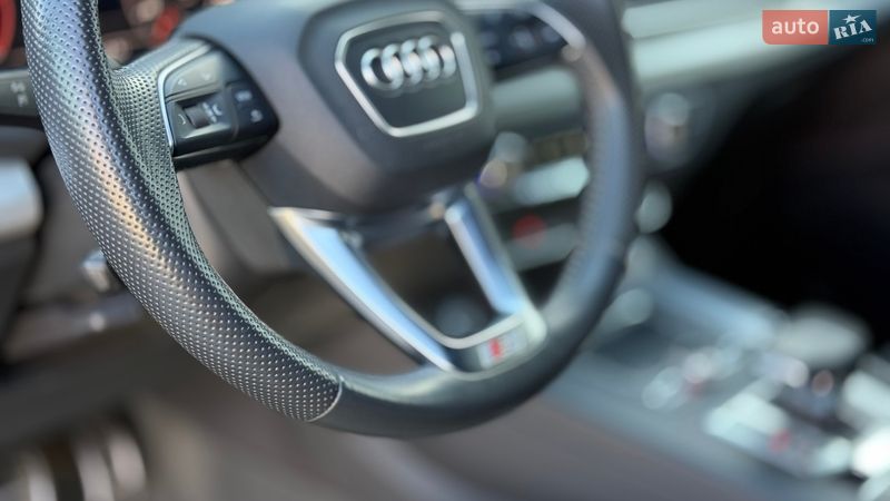 Внедорожник / Кроссовер Audi Q5 2019 в Киеве