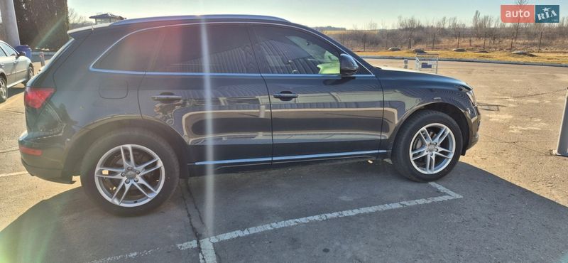 Внедорожник / Кроссовер Audi Q5 2015 в Полтаве