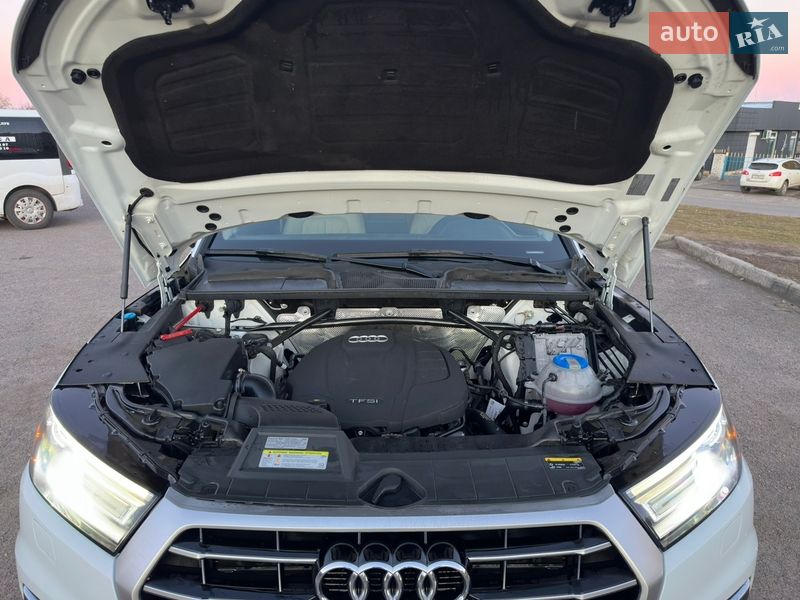 Внедорожник / Кроссовер Audi Q5 2019 в Черкассах