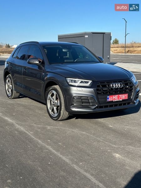 Позашляховик / Кросовер Audi Q5 2020 в Рівному