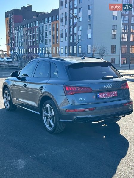 Позашляховик / Кросовер Audi Q5 2020 в Рівному