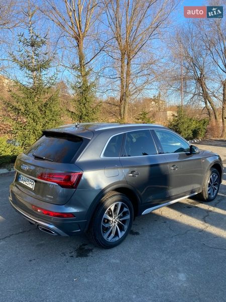 Внедорожник / Кроссовер Audi Q5 2022 в Киеве