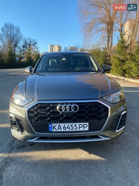 Внедорожник / Кроссовер Audi Q5 2022 в Киеве