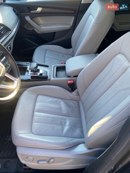 Внедорожник / Кроссовер Audi Q5 2022 в Киеве