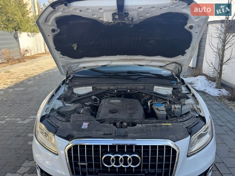 Позашляховик / Кросовер Audi Q5 2015 в Львові