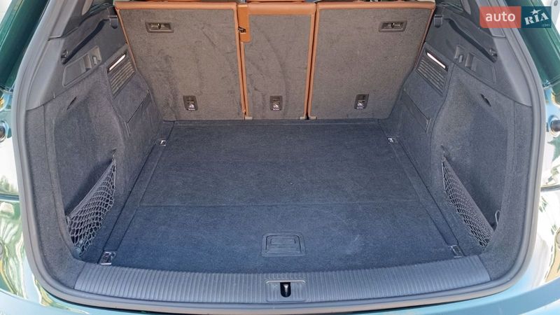 Внедорожник / Кроссовер Audi Q5 2018 в Киеве