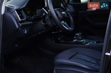Позашляховик / Кросовер Audi Q5 2022 в Дніпрі