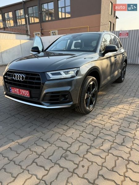 Внедорожник / Кроссовер Audi Q5 2020 в Луцке