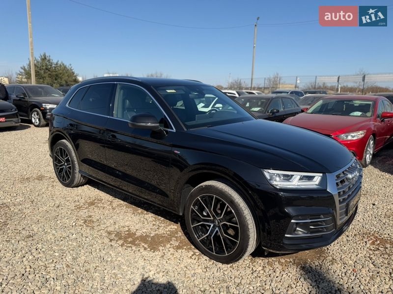 Позашляховик / Кросовер Audi Q5 2019 в Івано-Франківську