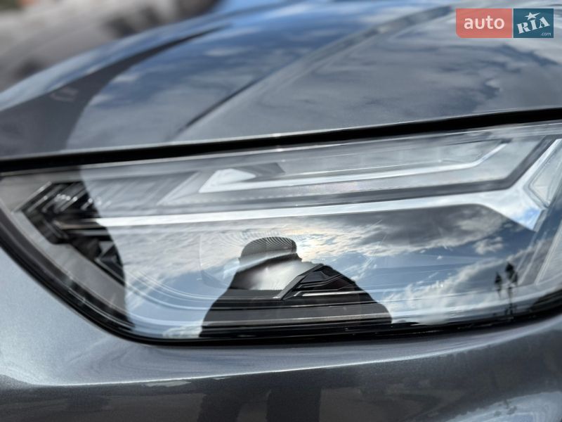 Внедорожник / Кроссовер Audi Q5 2024 в Стрые