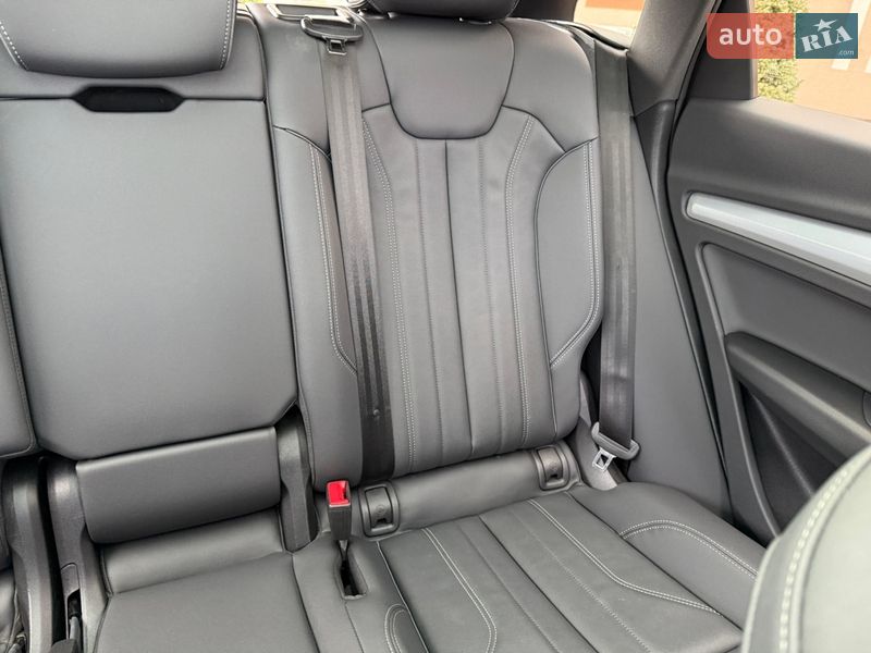 Внедорожник / Кроссовер Audi Q5 2024 в Стрые