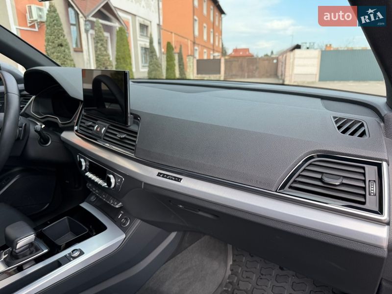 Внедорожник / Кроссовер Audi Q5 2024 в Стрые