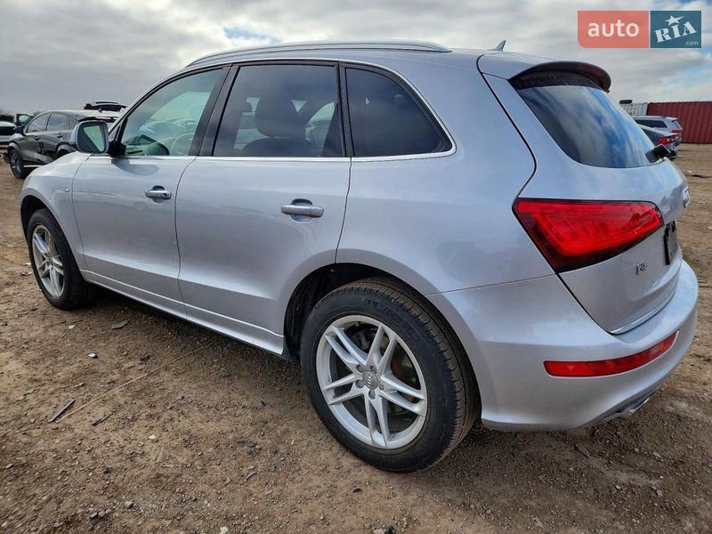 Позашляховик / Кросовер Audi Q5 2016 в Львові