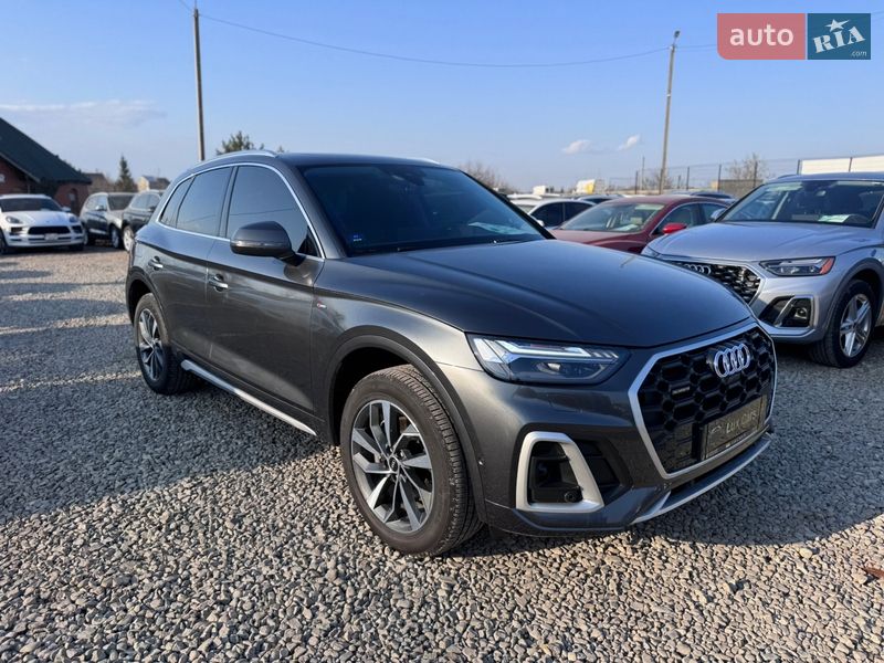 Позашляховик / Кросовер Audi Q5 2023 в Івано-Франківську