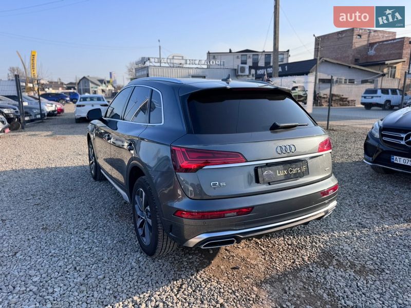 Позашляховик / Кросовер Audi Q5 2023 в Івано-Франківську