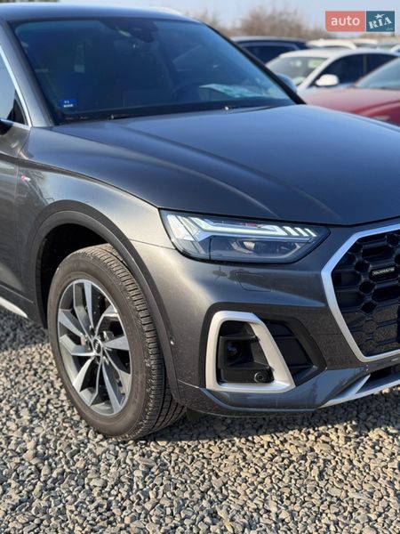 Позашляховик / Кросовер Audi Q5 2023 в Івано-Франківську