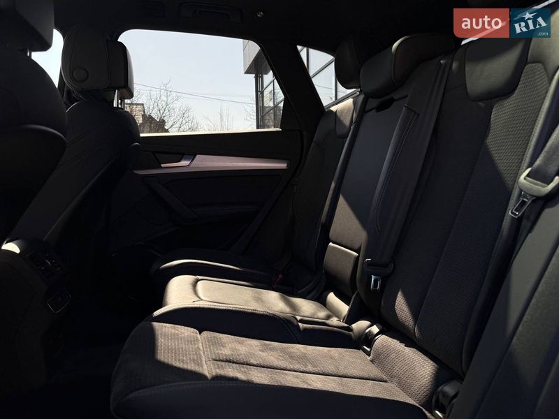 Позашляховик / Кросовер Audi Q5 2020 в Івано-Франківську