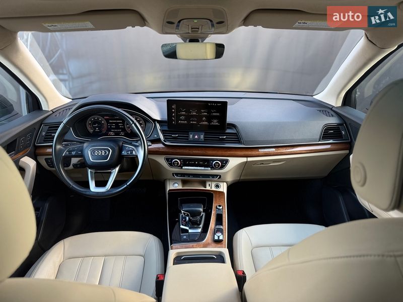 Внедорожник / Кроссовер Audi Q5 2021 в Львове