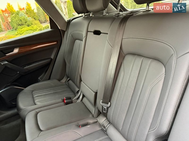 Внедорожник / Кроссовер Audi Q5 2020 в Стрые