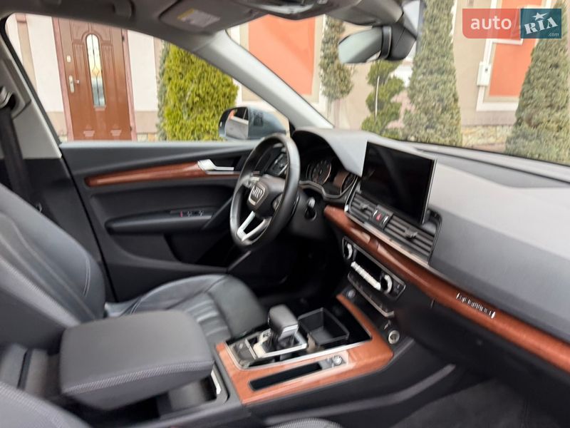 Внедорожник / Кроссовер Audi Q5 2020 в Стрые