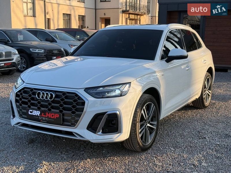 Внедорожник / Кроссовер Audi Q5 2022 в Стрые