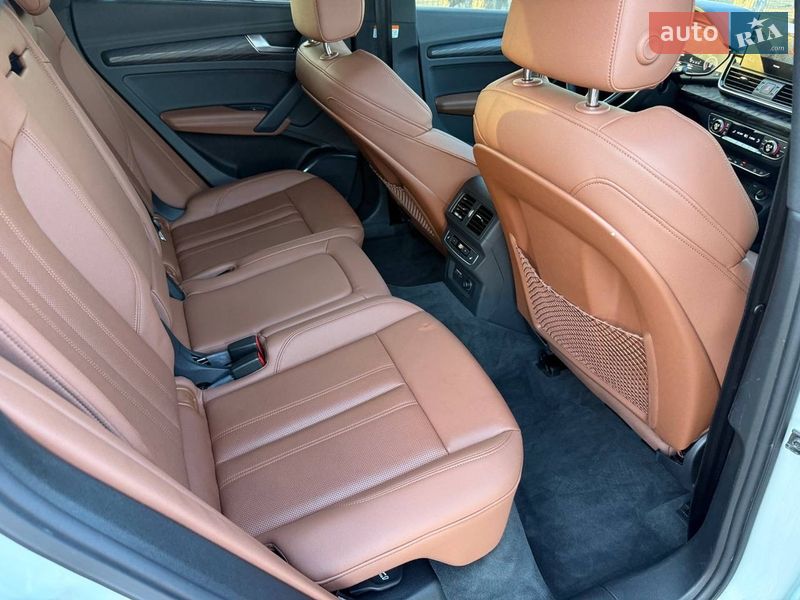 Внедорожник / Кроссовер Audi Q5 2022 в Стрые