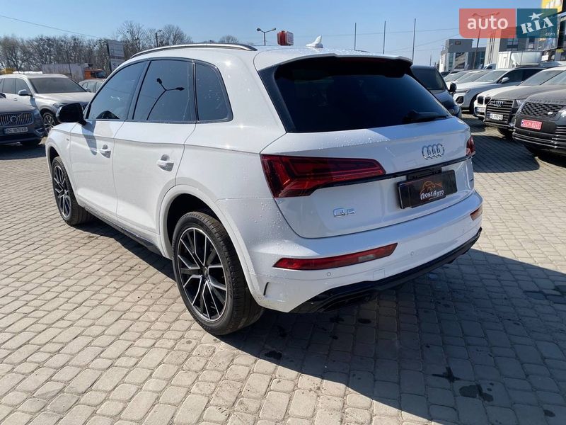 Позашляховик / Кросовер Audi Q5 2021 в Львові