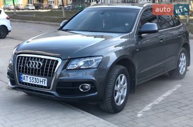 Позашляховик / Кросовер Audi Q5 2010 в Долині