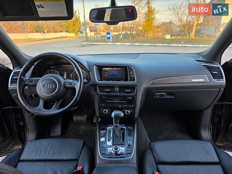 Внедорожник / Кроссовер Audi Q5 2015 в Гусятине