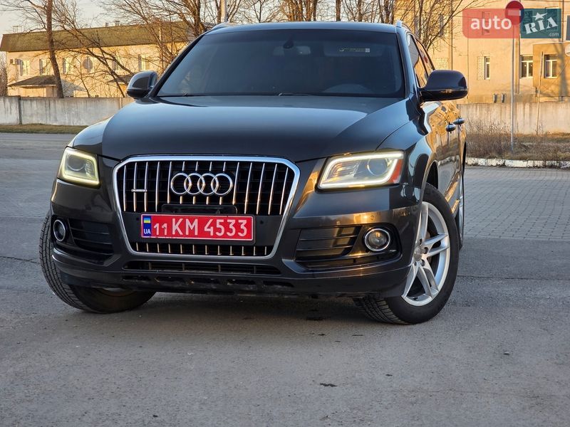 Внедорожник / Кроссовер Audi Q5 2015 в Гусятине