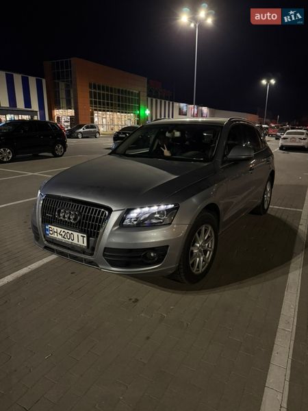 Внедорожник / Кроссовер Audi Q5 2010 в Одессе
