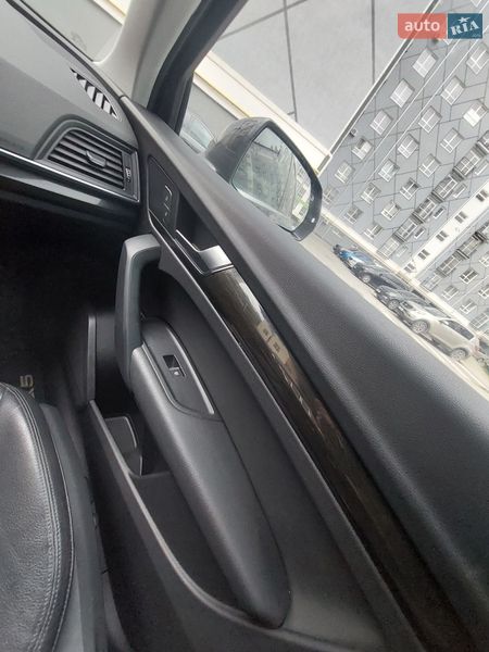 Внедорожник / Кроссовер Audi Q5 2018 в Богородчанах