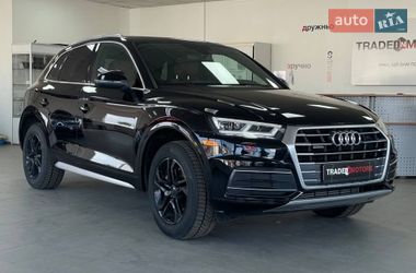 Внедорожник / Кроссовер Audi Q5 2018 в Киеве