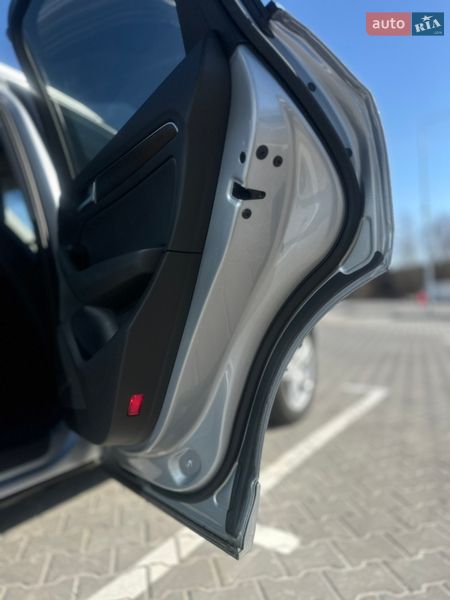 Позашляховик / Кросовер Audi Q5 2016 в Києві