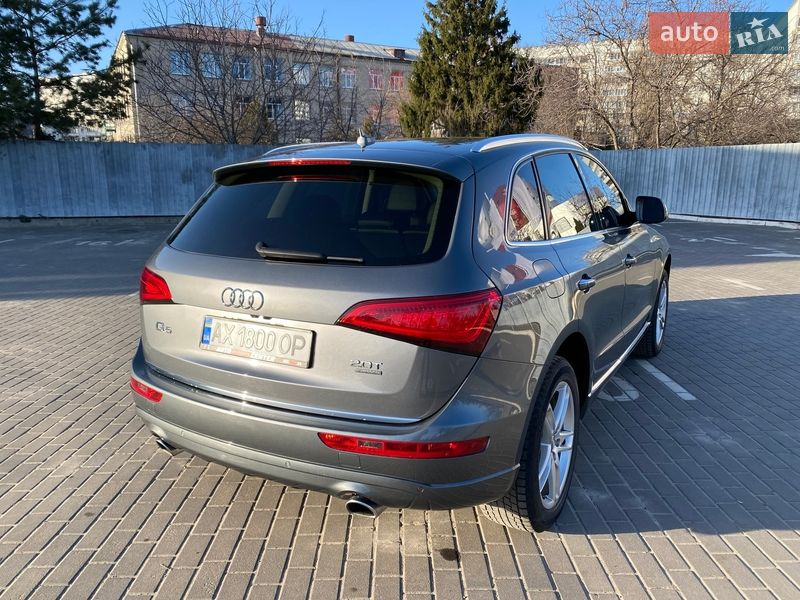 Позашляховик / Кросовер Audi Q5 2015 в Харкові