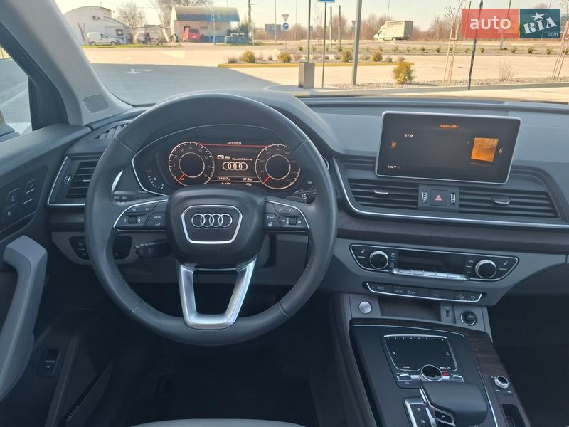 Внедорожник / Кроссовер Audi Q5 2019 в Ужгороде