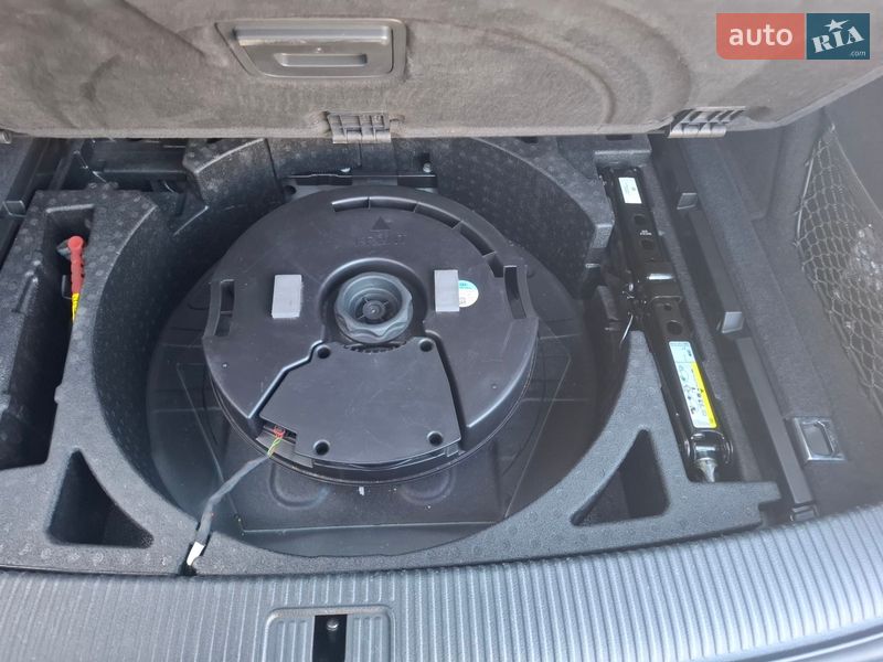 Внедорожник / Кроссовер Audi Q5 2019 в Ужгороде